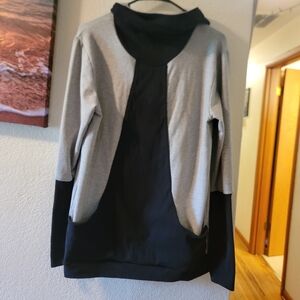 Chic Gray and Black Long Sleeve Top